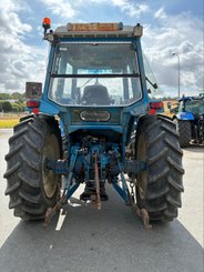 Tracteur agricole Ford 7700 4RM - 4