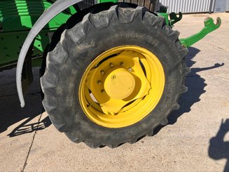 Tracteur agricole John Deere 6630 - 7