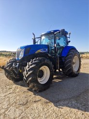 Tracteur agricole New Holland T7040 - 1