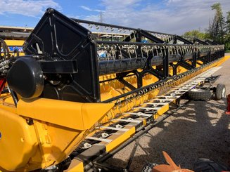 Moissonneuse batteuse New Holland CR 8.90 - 6