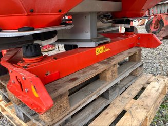 Distributeur d'engrais Kuhn AXIS 40.1W - 4