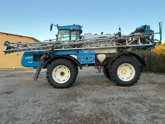 Pulvérisateur automoteur Evrard ALPHA 4100 - 1