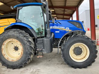 Tracteur agricole New Holland T7 165 S - 2
