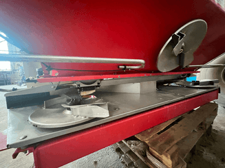 Distributeur d'engrais Kuhn Axera M 1101 - 2
