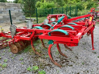 Déchaumeur Kverneland CLC - 1