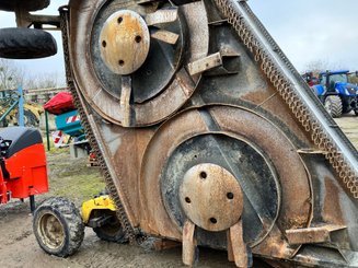 Broyeur à axe vertical BEDNAR MM7000 - 2