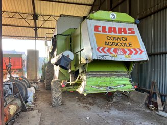 Moissonneuse batteuse Claas MEGA 204 - 9