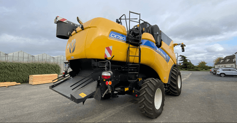 Moissonneuse batteuse New Holland CX 7.80 - 3