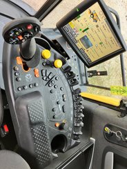 Moissonneuse batteuse New Holland CR7.90 - 13