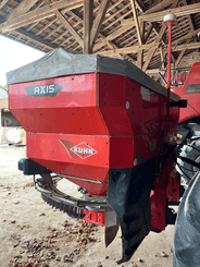 Distributeur d'engrais Kuhn AXIS 40.2 M-EMC-W - 2