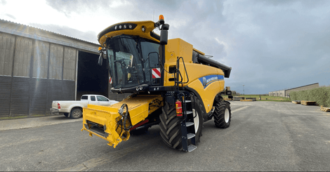 Moissonneuse batteuse New Holland CX 7.80 - 1