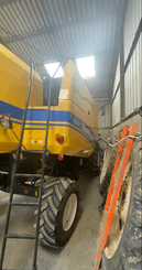 Moissonneuse batteuse New Holland TC 5060 - 4