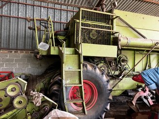 Moissonneuse batteuse Claas DOMINATOR 80 - 1