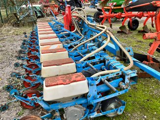 Semoir monograine Monosem PNU - 1