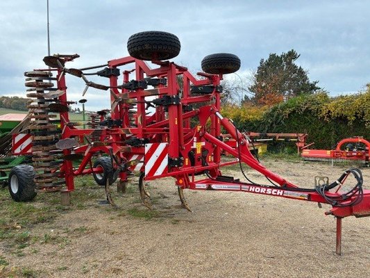 Déchaumeur Horsch Terrano 5FX - 1