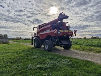 Moissonneuse batteuse Case 5140 - 24