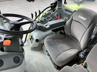 Tracteur agricole Class Arion 630 - 6