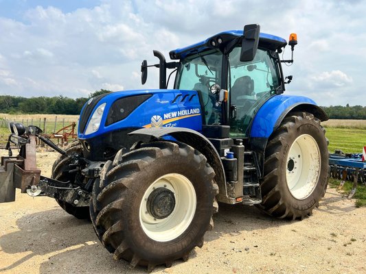 Tracteur agricole New Holland T7 210 - 1