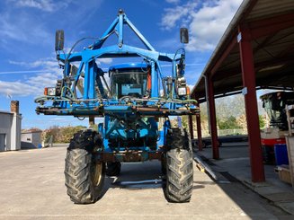 Pulvérisateur automoteur Matrot Maestria 15 36m - 2