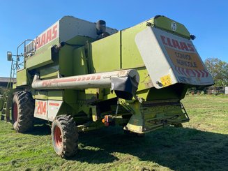 Moissonneuse batteuse Claas MEGA 204 - 2