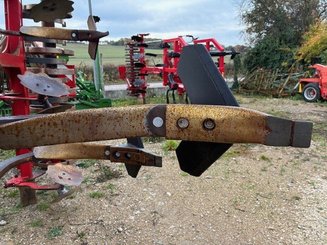 Déchaumeur Horsch Terrano 5FX - 7