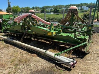 Combiné de semis Amazone Trémie Frontale FPS 204 - 1