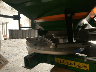 Distributeur d'engrais Amazone ZAM ULTRA PROFIS - 6