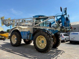 Pulvérisateur automoteur Matrot Maestria 17 - 5