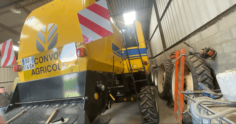 Moissonneuse batteuse New Holland TC 5060 - 1