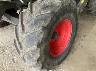 Moissonneuse batteuse Claas Tucano 470 - 4