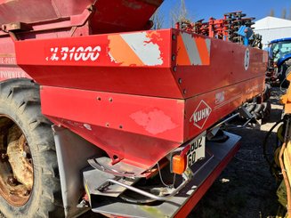 Distributeur d'engrais Kuhn AXERA MW 1102 - 1