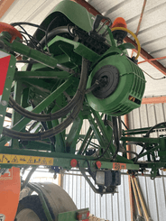 Pulvérisateur traîné Amazone UX 3200 - 2