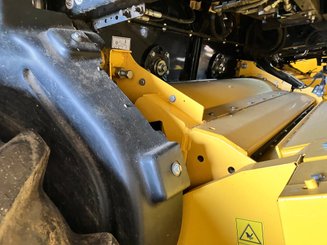 Moissonneuse batteuse New Holland CR 8.90 - 4