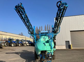 Pulvérisateur traîné Berthoud Tracker - 1