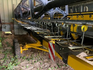Moissonneuse batteuse New Holland CSX 7080 - 14