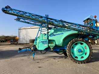Pulvérisateur traîné Berthoud Tracker - 1