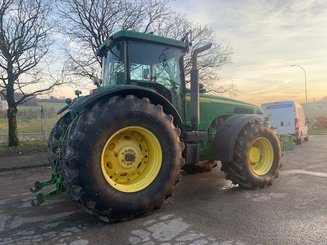 Tracteur agricole John Deere 8220 - 6