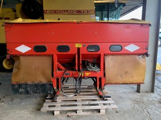 Distributeur d'engrais Kuhn Precis K - 3