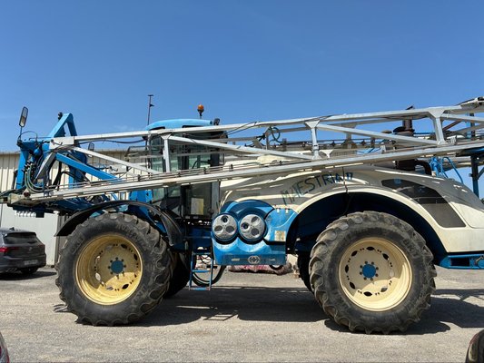 Pulvérisateur automoteur Matrot MAESTRIA 17 - 1