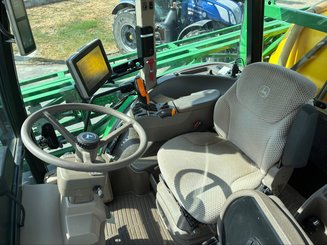 Pulvérisateur automoteur John Deere R4040 I - 8