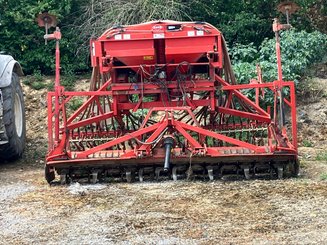 Semoir en ligne conventionnel Kuhn VENTA AL402 - 1
