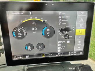 Tracteur agricole Claas AXION 850 - 9