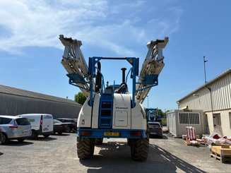 Pulvérisateur automoteur Matrot MAESTRIA 17 - 3
