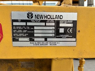 Moissonneuse batteuse New Holland TC 56 - 14