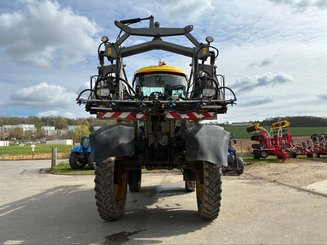 Pulvérisateur automoteur Artec F40 AUTOMOTIVE 5000 L - 2