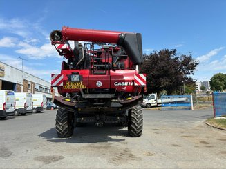 Moissonneuse batteuse Case IH 8240 - 4